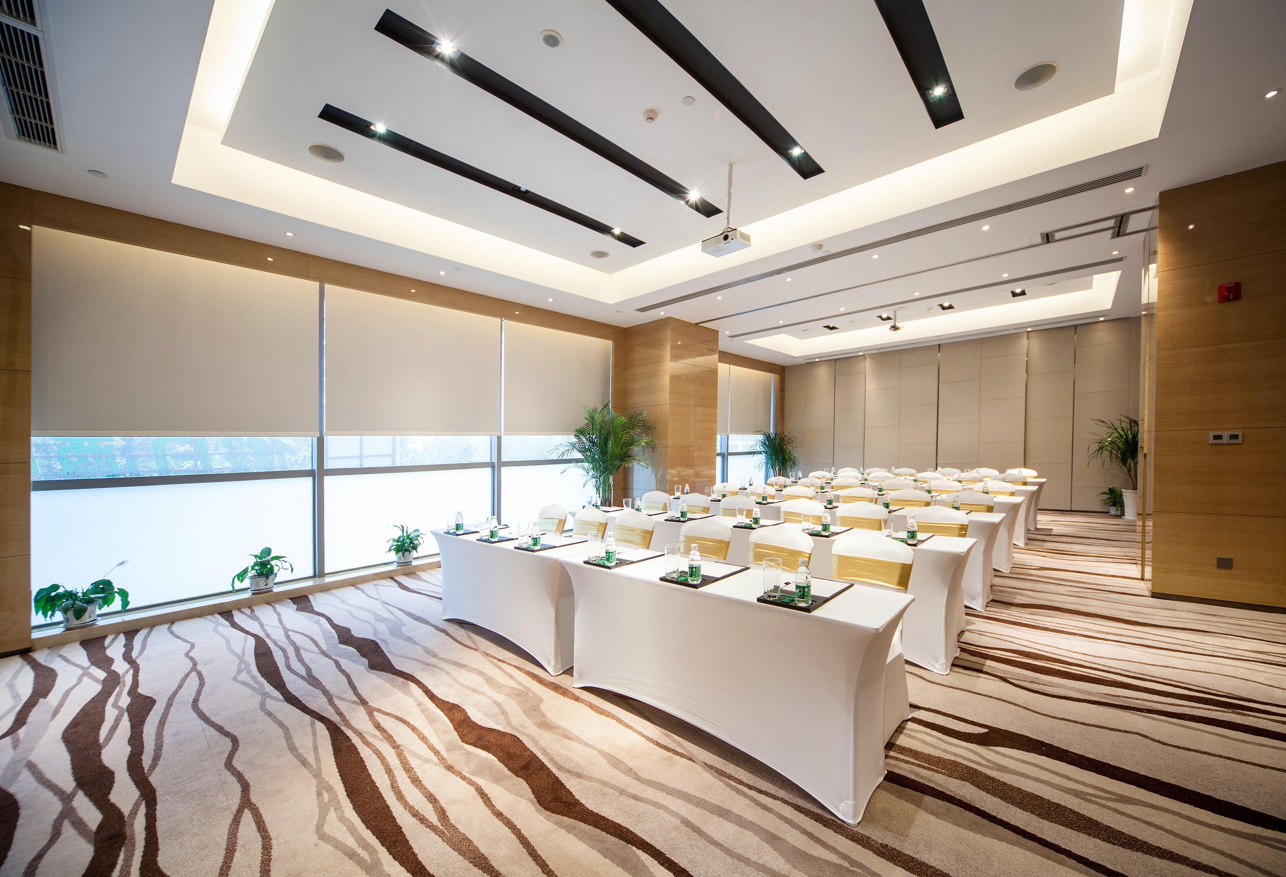 Holiday Inn Chengdu Oriental Plaza -Chunxi Road Taikoo Li Branch Exterior photo