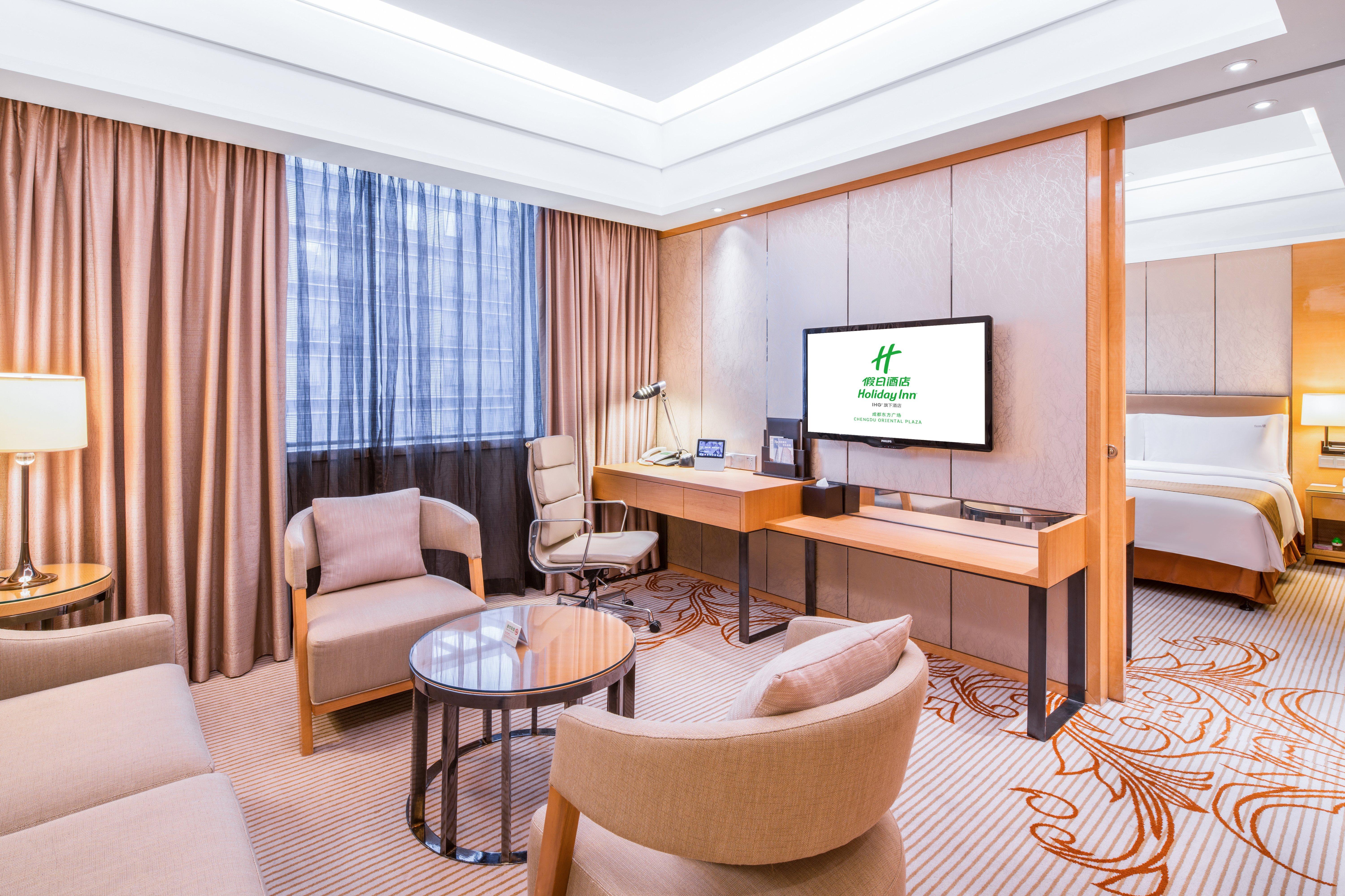 Holiday Inn Chengdu Oriental Plaza -Chunxi Road Taikoo Li Branch Exterior photo
