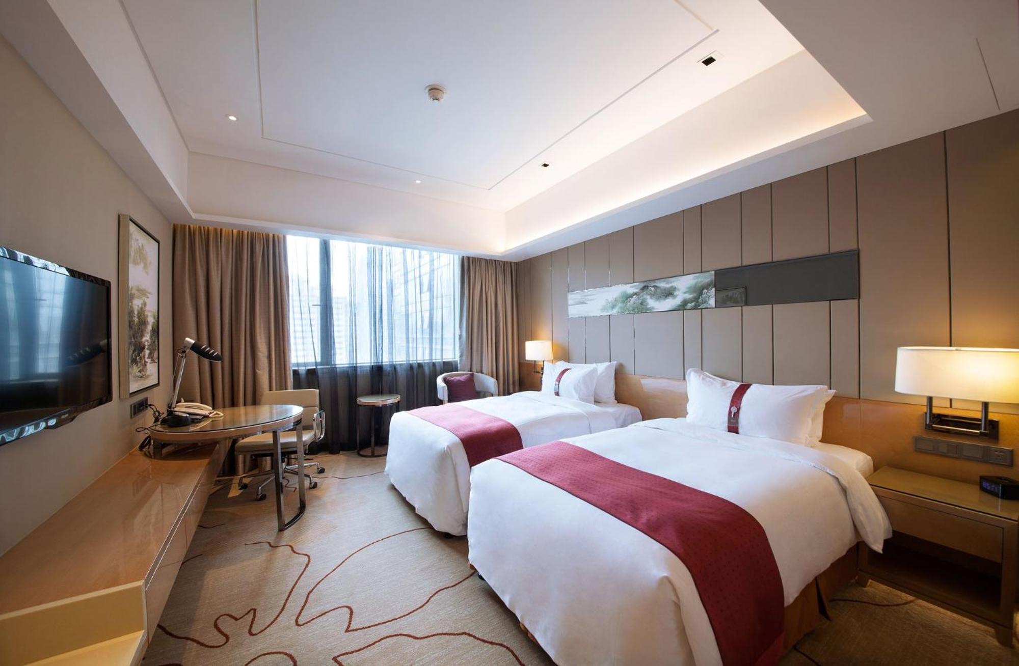 Holiday Inn Chengdu Oriental Plaza -Chunxi Road Taikoo Li Branch Exterior photo